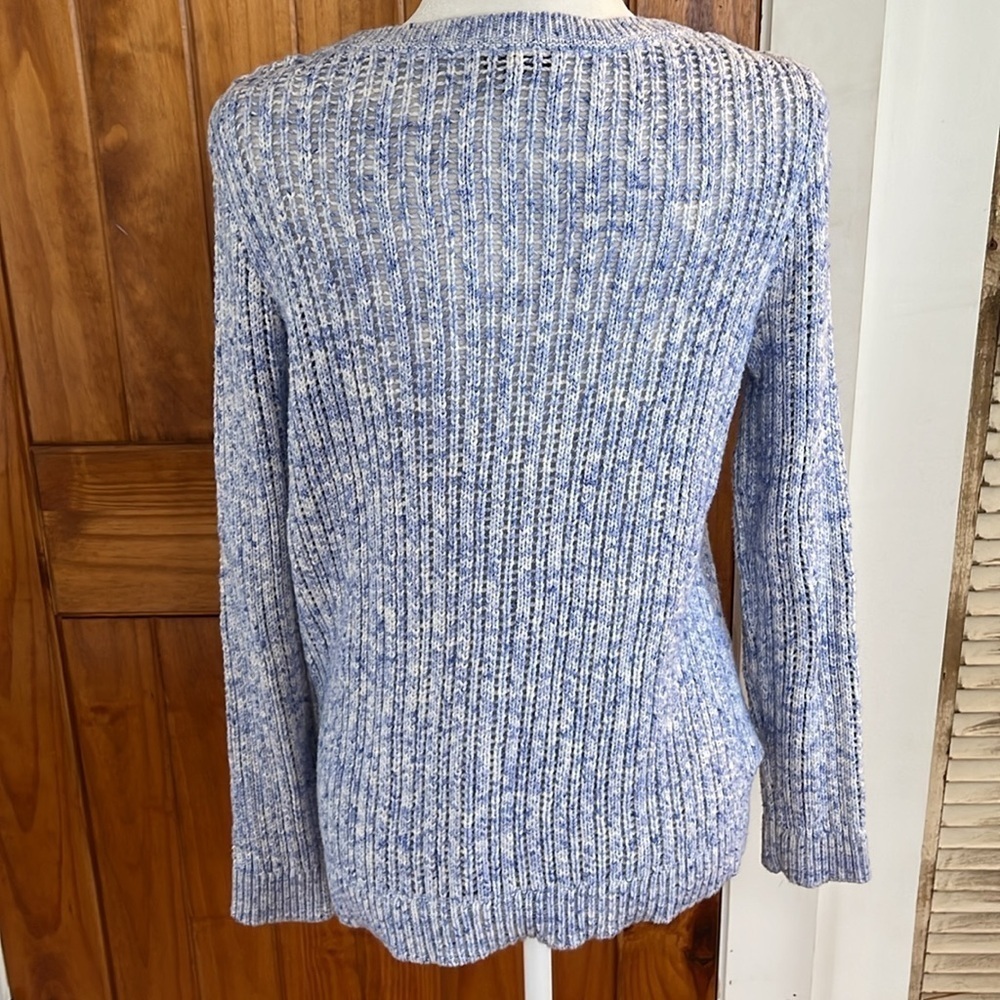 Talbots Blue White Loose Knit Crew Neck Sweater Pullover Medium Cotton - Picture 3 of 8